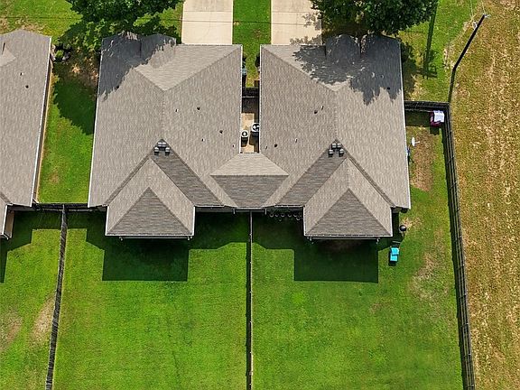 4th image of 5922 Pine Cone Ln