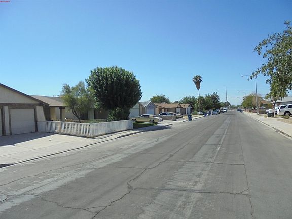 5th image of 2511 Oak Glen Way