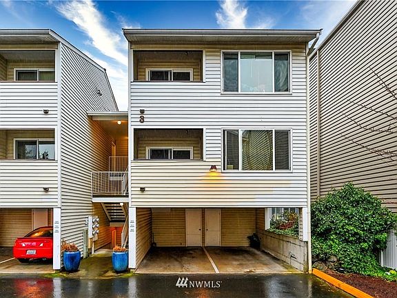 2nd image of 20301 19th Ave NE APT 302