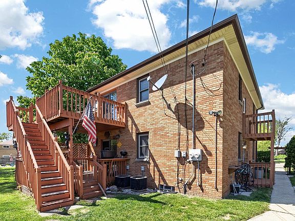 4th image of 10111 W Cleveland AVENUE #10113