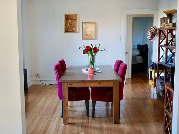 4th image of 3424 W Foster Ave #2