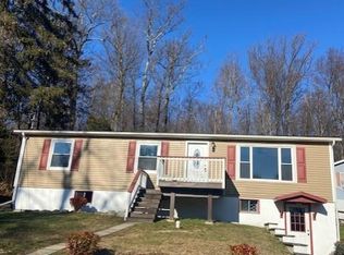 290 Oak Rd, Bangor, PA 18013