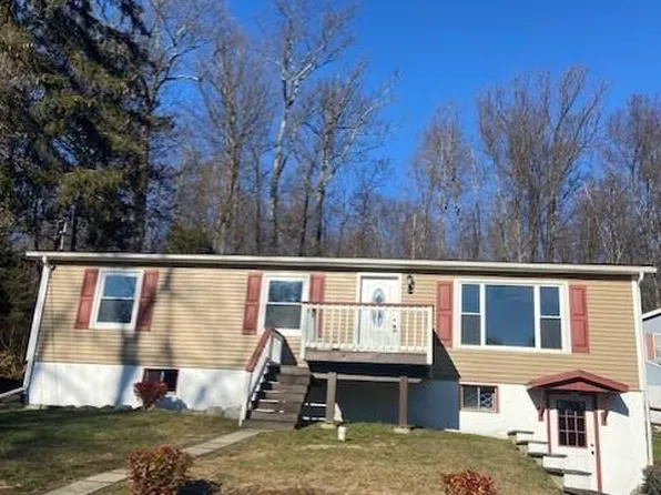 290 Oak Rd, Bangor, PA 18013