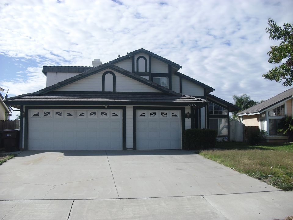 1st image of 16911 Hollyhock Dr