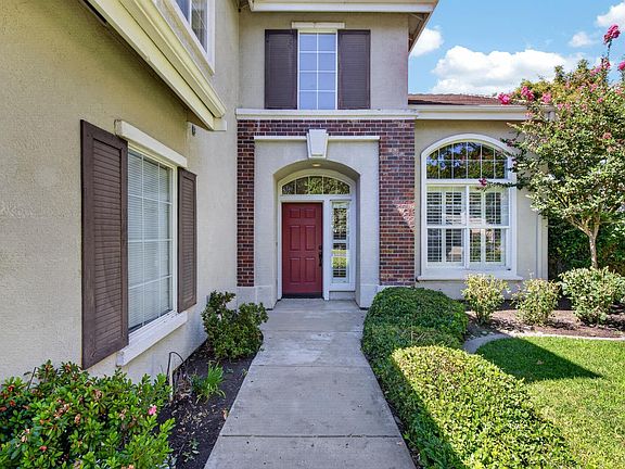 3rd image of 4231 Pinehurst Cir