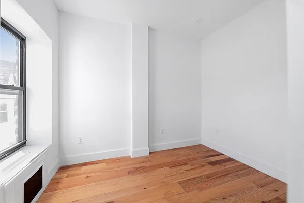 Rented by Compass | media 17