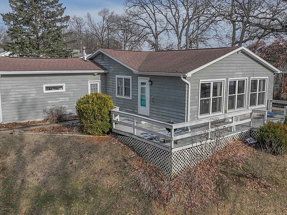 2nd image of 5629 N Stahl Rd