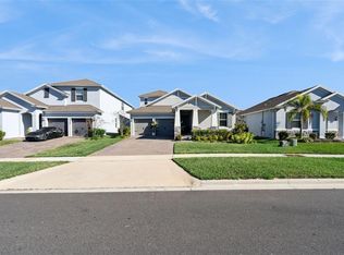 4442 Lions Gate Dr, Clermont, FL 34711