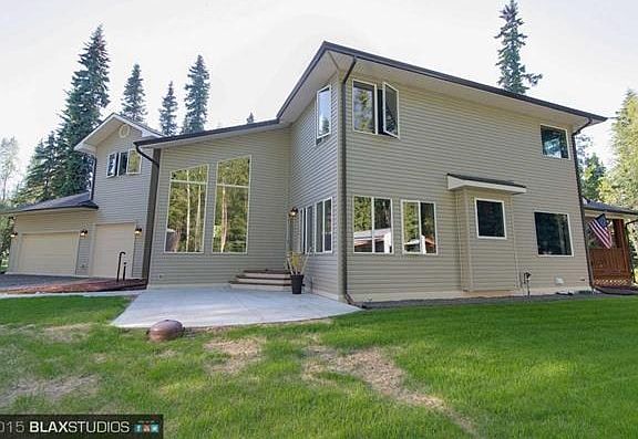 2nd image of 953 Lake Dr