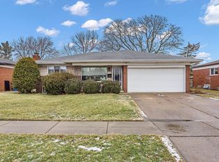 13103 Iowa Dr, Warren, MI 48088