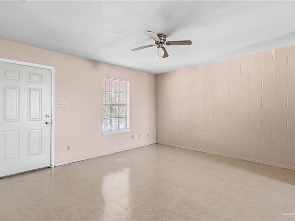 5th image of 1210 N Main St
