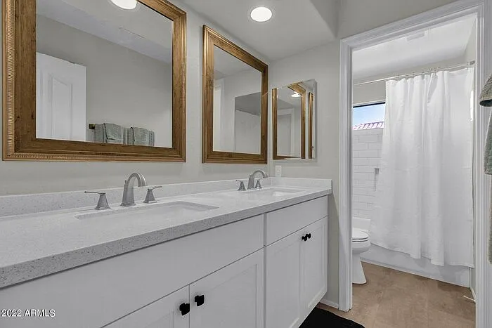 5633 W Bloomfield Rd — Photo 45