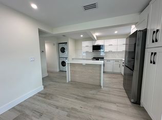 808 1st St S #101, Jacksonville Beach, FL 32250