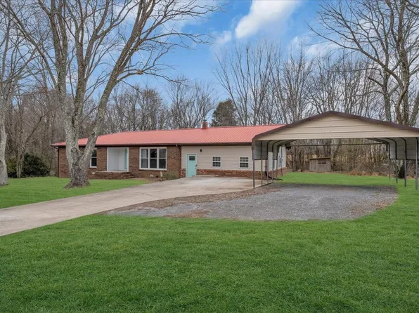 399 Rosewood Ln, Smithville, TN 37166