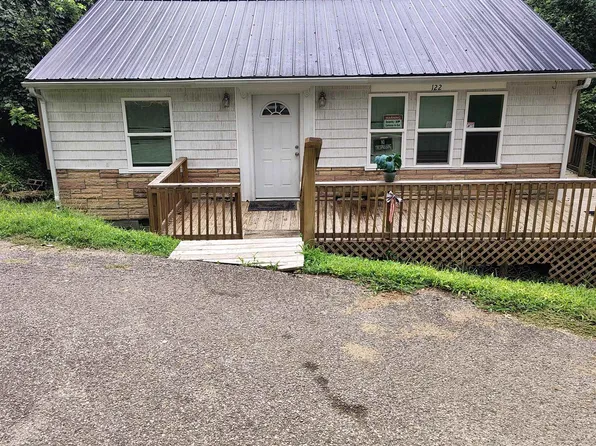 122 Pine St, Huntington, WV 25705