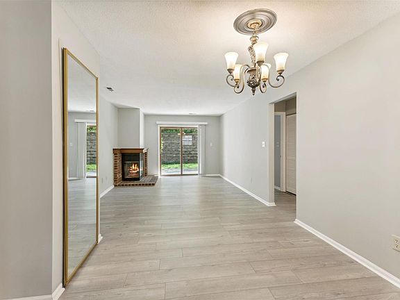 3rd image of 2268 Rule Ave APT B