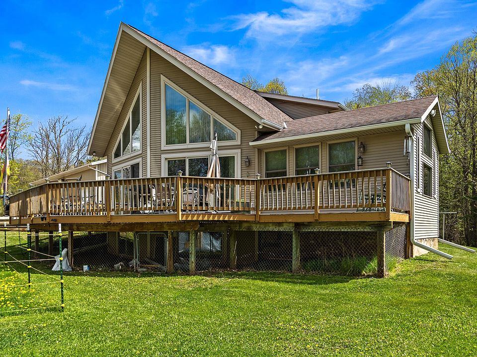 1st image of 17080 Westwind Rd