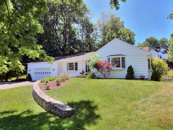 197 Wilton Rd, Westport, CT 06880