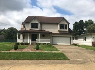 1610 Quail Hollow Dr, Cambridge, OH 43725