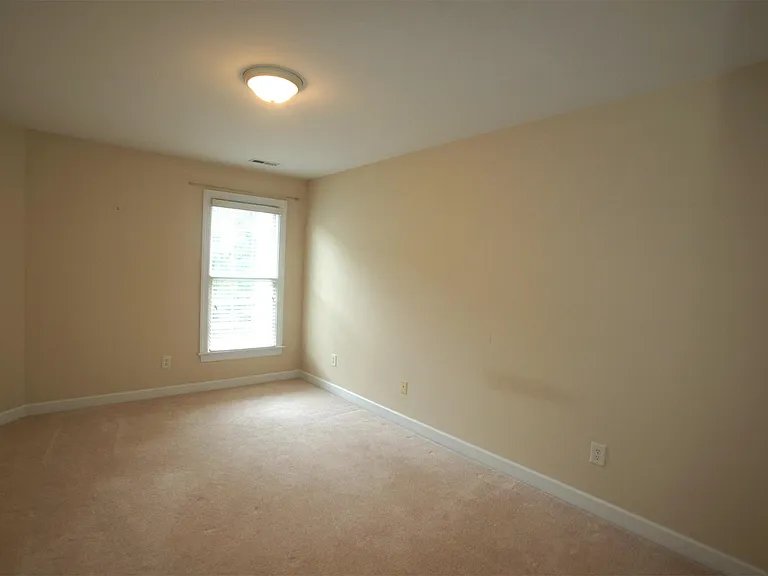 217 Anniston Ct — Photo 21