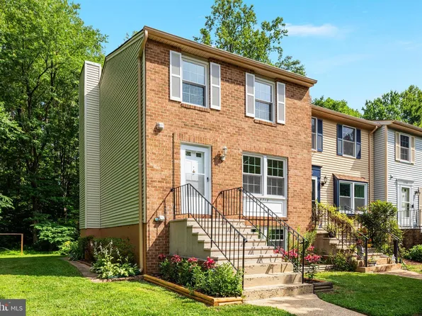 5712 Round Top Ln, Burke, VA 22015