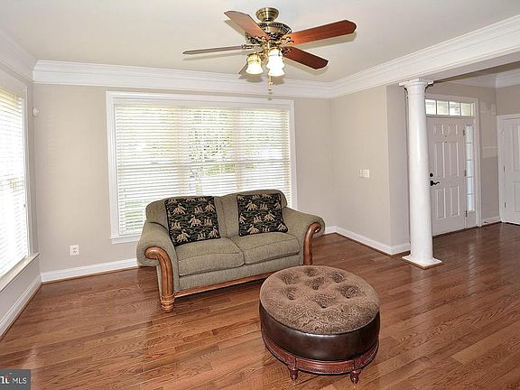 5th image of 9158 Moonstone Dr