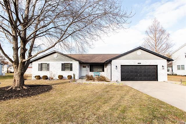 1st image of 1123 Linden Pl