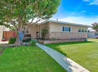 2846 Ladoga Ave, Long Beach, CA 90815