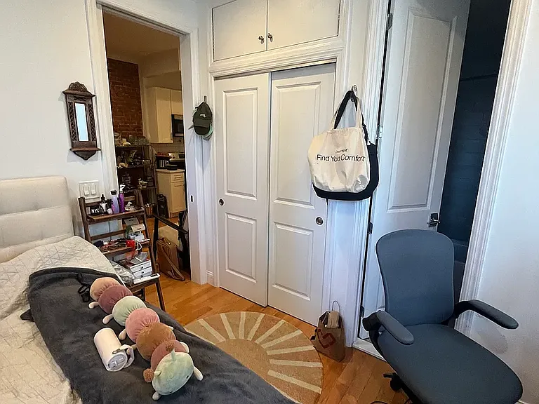 315 E 57th St #5B — Photo 8