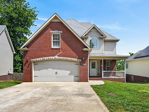2nd image of 3472 Melrose Dr