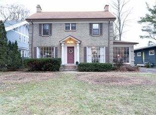 553 N Winton Rd, Rochester, NY 14610