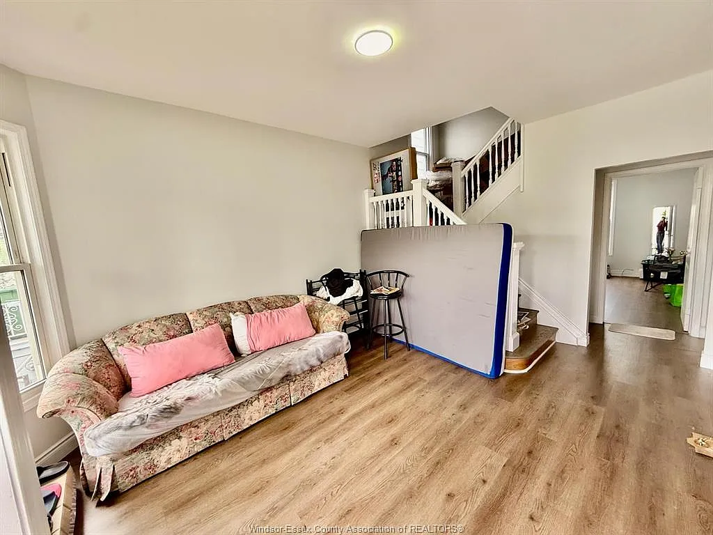 2 bed, $1,650 — Photo 2
