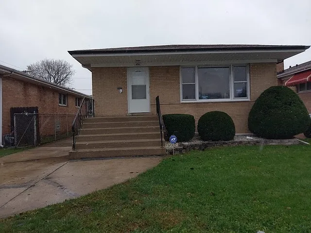 456 Marquette Ave photo 1