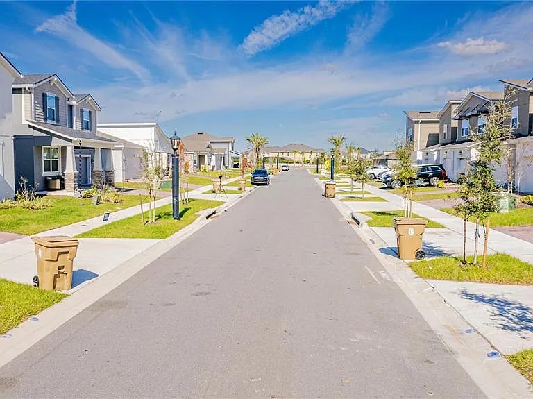 1187 Boardwalk Pl — Photo 25