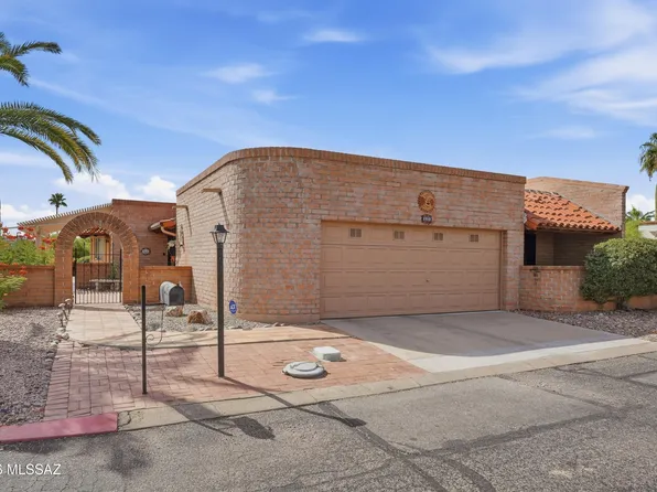 1531 W Agave Ln, Green Valley, AZ 85622
