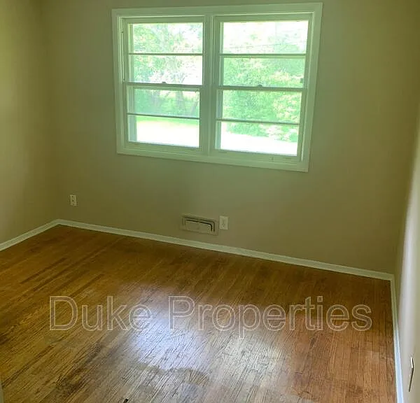 261 Morrow Dr — Photo 7