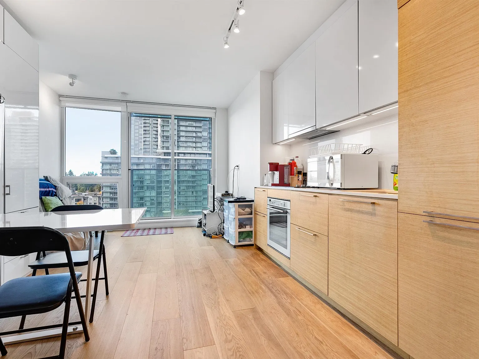 Studio, 325 sqft, $1,490 — Photo 4