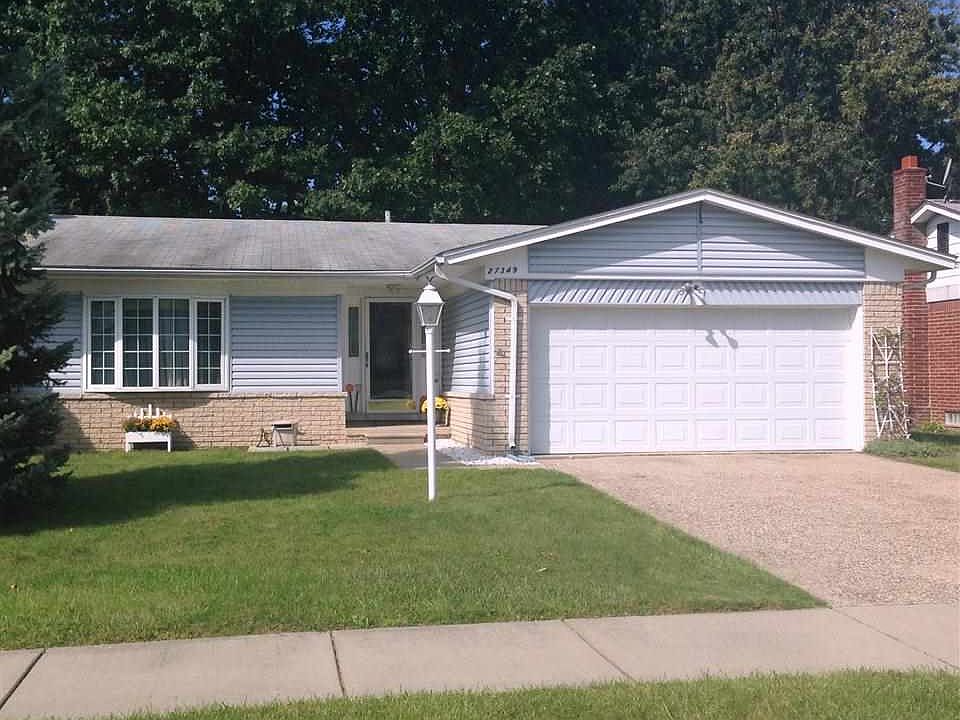 1st image of 27349 Pierce St