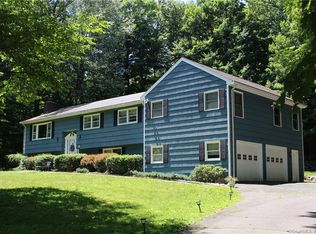 57 Jefferson Dr, Ridgefield, CT 06877