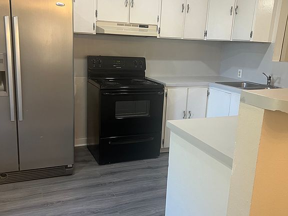 3rd image of 5118 Avenue C