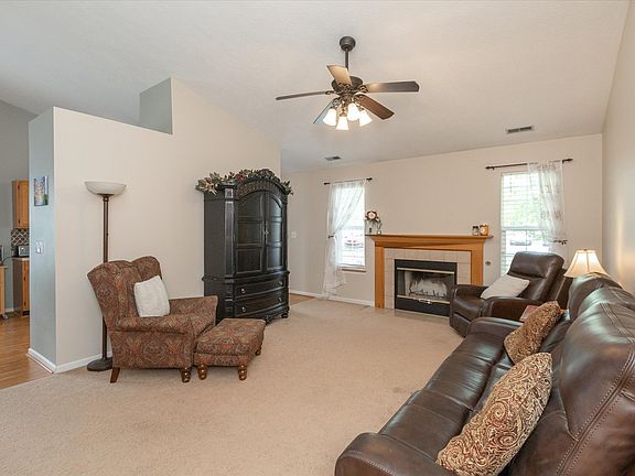 4th image of 6408 Blakeview Dr