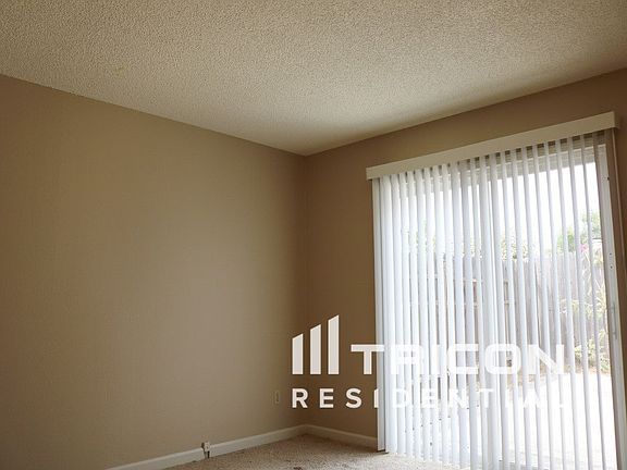 4th image of 506 Hyacinth Ct #B