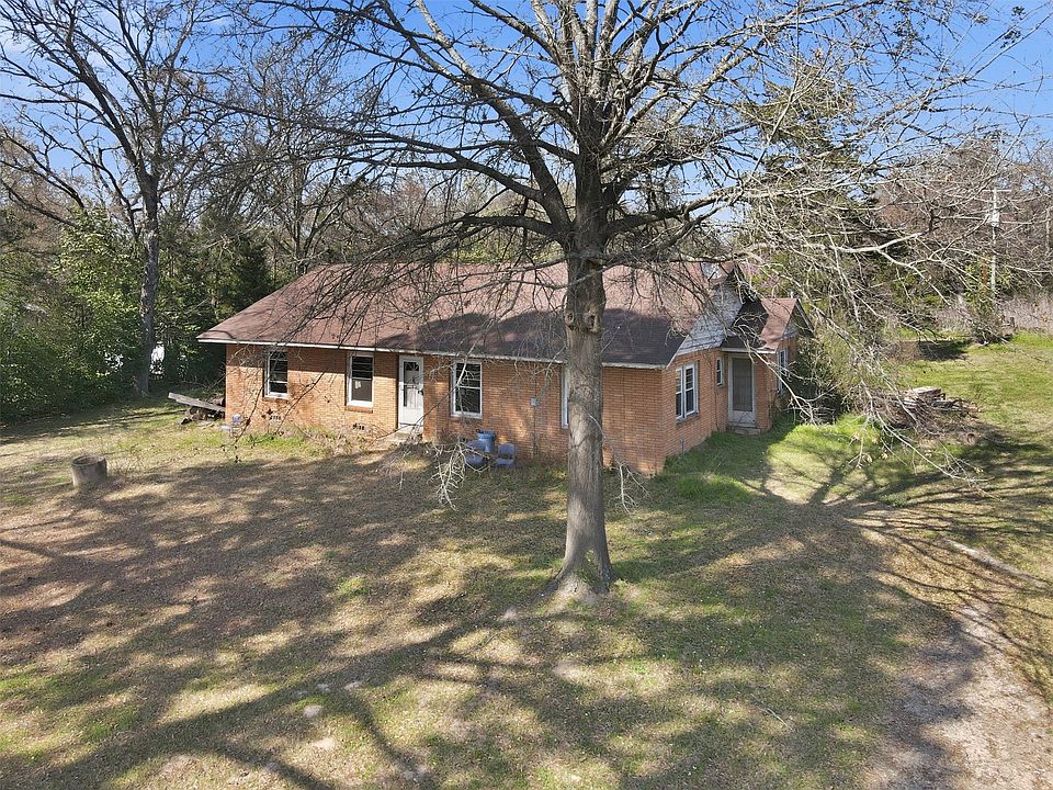 1st image of 615 Quitman St