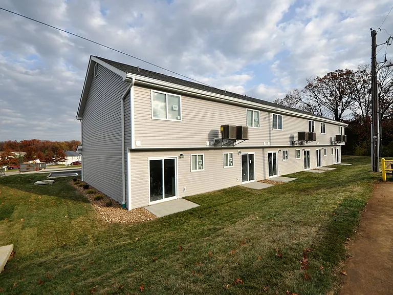 Bennington Place — Photo 36