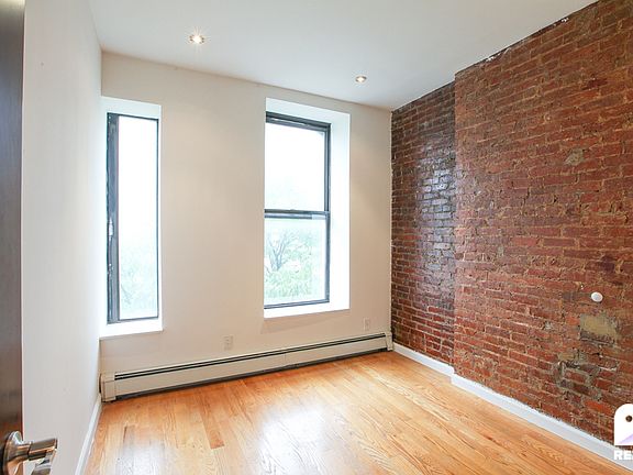 2nd image of 127 W 106th St APT 5A