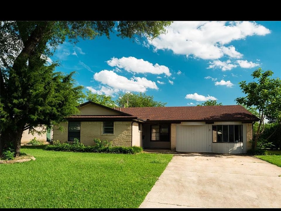 1st image of 509 Cambridge Dr