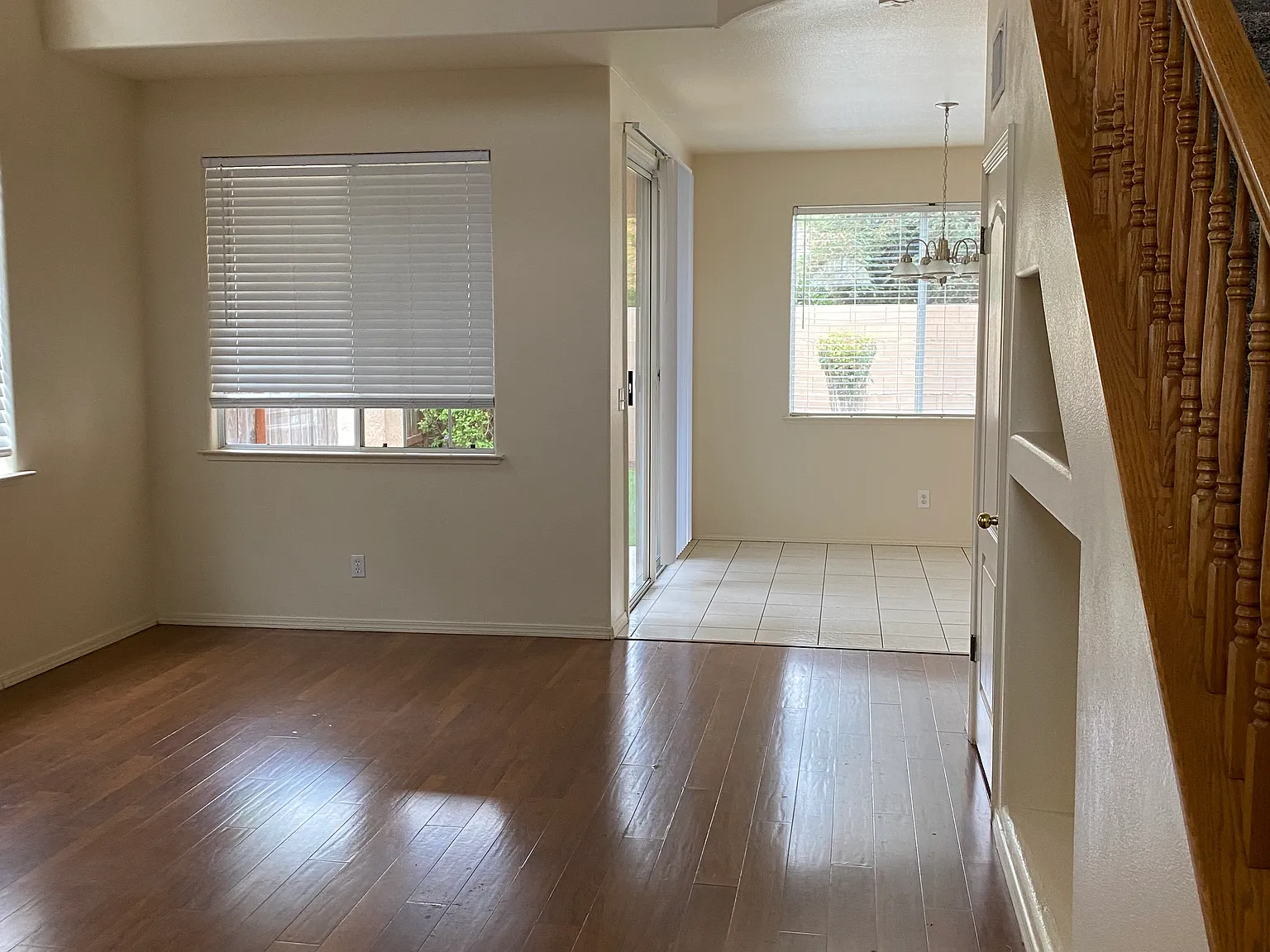 2 bed, 2.5 bath, 1350 sqft, $2,275 — Photo 2