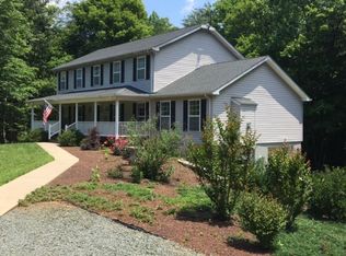 4248 Roundabout Rd, Louisa, VA 23093