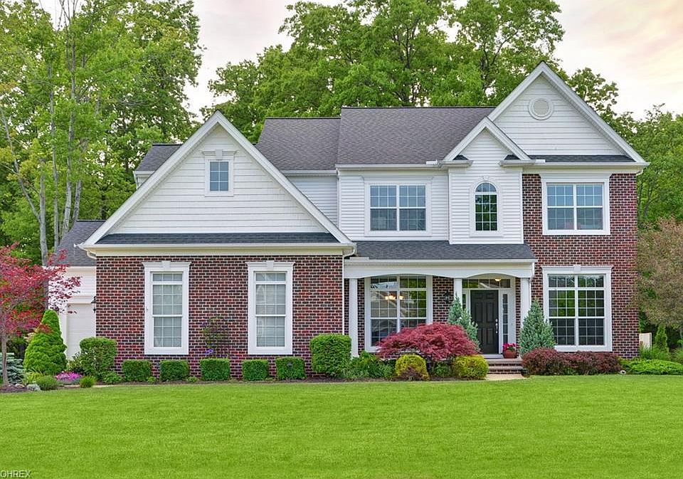 1st image of 396 Harbor Ct
