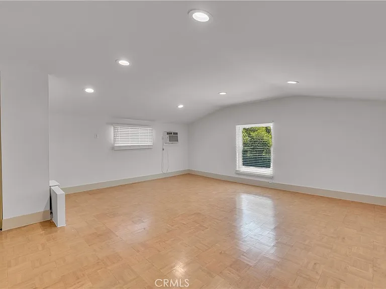 11944 Hesby St — Photo 42